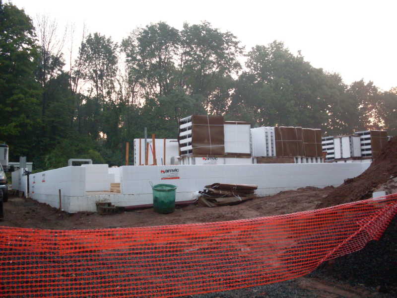 http://shunpike.spfld.com/shunpike_road/2010/09/14/MoreICF.jpg