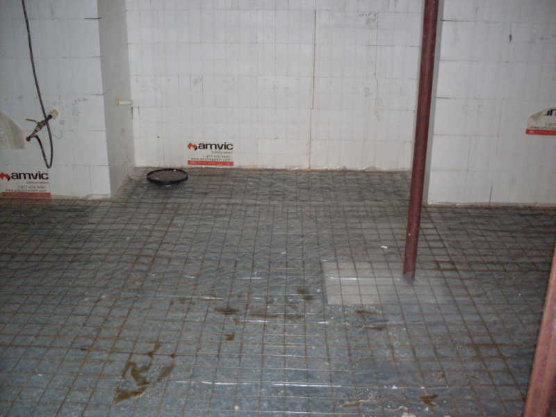 http://shunpike.spfld.com/shunpike_road/2010/09/23/basement-2.jpg